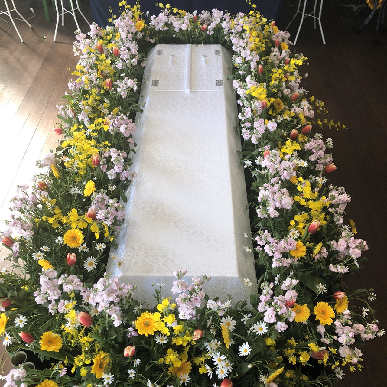 鈴鹿市　葬儀　お花いっぱい